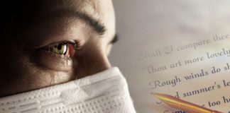 Covid-19 lovește și în cultură