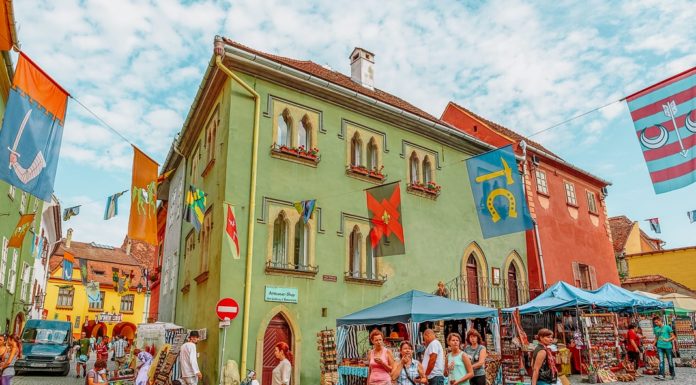 Ratione voluptatem sequi nesciunt