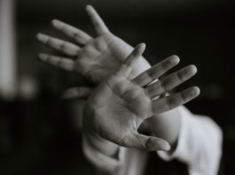 Victimele colaterale din societate Sursa; https://www.giovandis.ro/